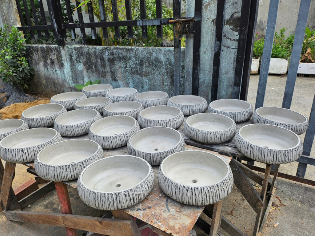 chậu xi măng cho cây cảnh nội thất cao 70cm