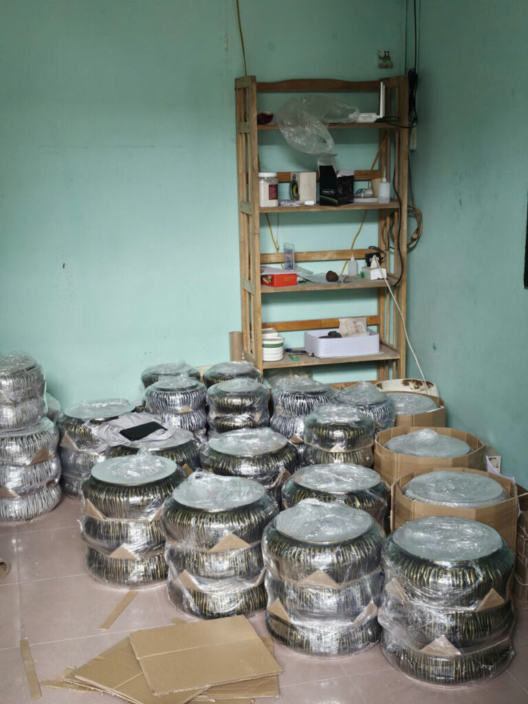 chậu để bàn phong cách industrial