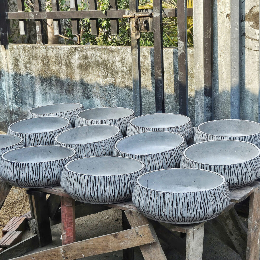 chậu xi măng giảm giá theo số lượng