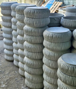 chậu xi măng hình vuông 50x50 ngoài trời